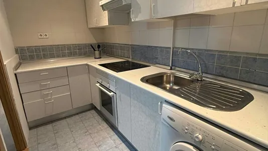 Rooms in Madrid Chamberí - photo 7