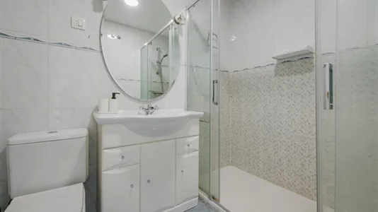Rooms in Madrid ChamberĂ - photo 8
