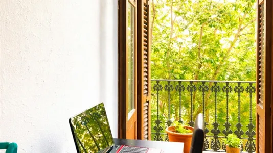 Rooms in Barcelona Eixample - photo 6