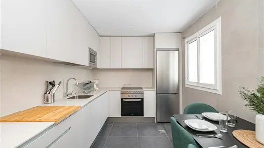 Rooms in Madrid Chamartín - photo 8