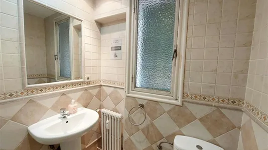 Rooms in Madrid Chamberí - photo 5