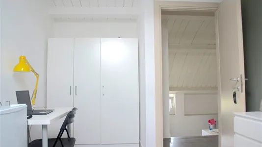 Rooms in Roma Municipio VI – Roma Delle Torri - photo 4