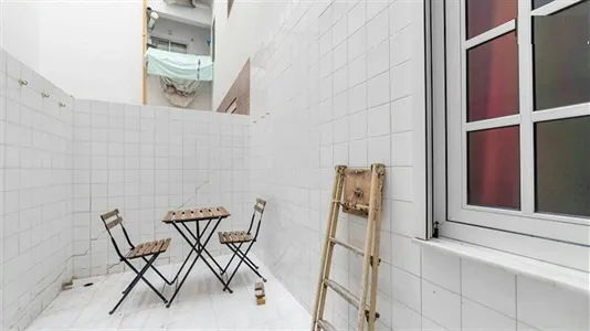 Rooms in Valencia L'Eixample - photo 10