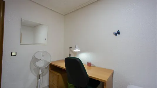 Rooms in Valencia Algirós - photo 5