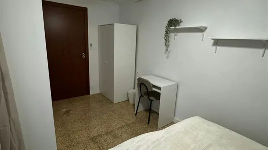 Rooms in AlaquĆ s - photo 5
