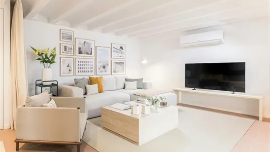 Apartments in Barcelona Ciutat Vella - photo 5