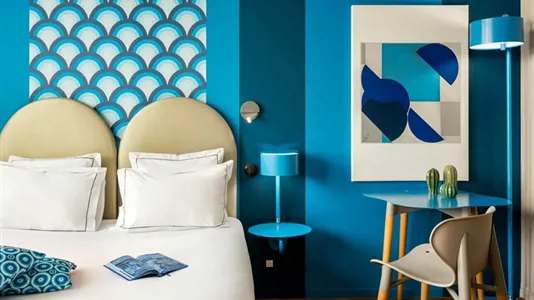 Apartments in Versailles - photo 3