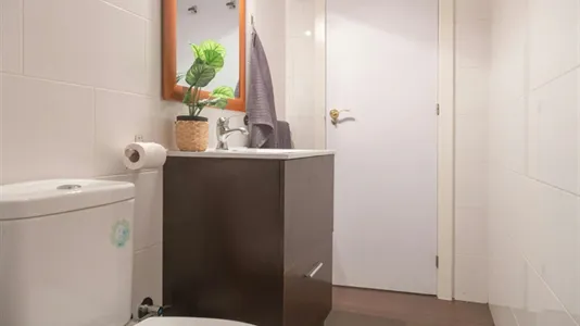 Rooms in Madrid Chamberí - photo 9