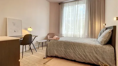 Room for rent in Brussels Schaarbeek, Brussels