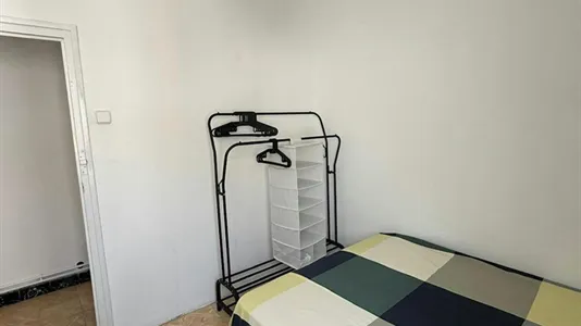 Rooms in Zaragoza - photo 4