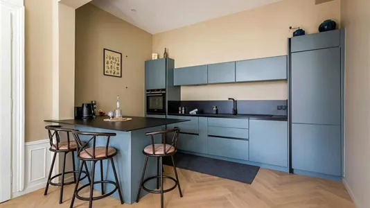 Apartments in Lyon - photo 4