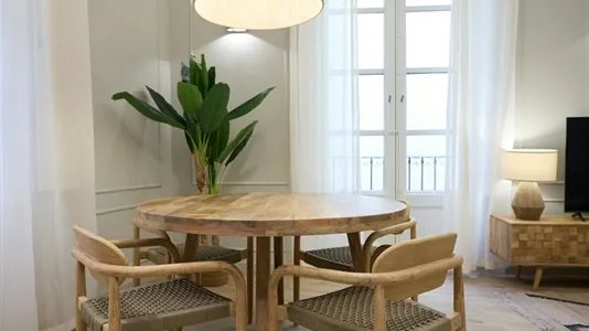 Apartments in Barcelona Ciutat Vella - photo 10