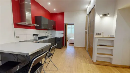 Apartments in Lyon - photo 6