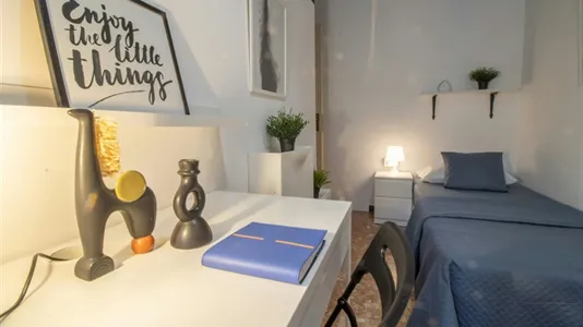 Rooms in Pavia - photo 4