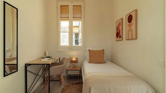 Rooms in Barcelona Gràcia - photo 2