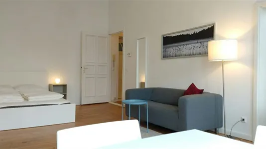 Apartments in Berlin Neukölln - photo 4