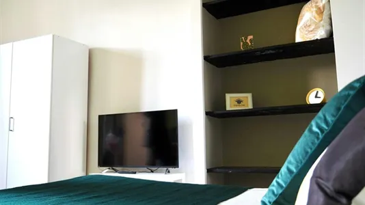 Rooms in Turin - photo 2
