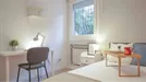Room for rent, Alcorcón, Comunidad de Madrid, &lt;span class=&quot;blurred street&quot; onclick=&quot;ProcessAdRequest(10144236)&quot;&gt;&lt;span class=&quot;hint&quot;&gt;See streetname&lt;/span&gt;[xxxxxxxxxxxxx]&lt;/span&gt;