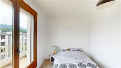 Room for rent in Chambéry, Auvergne-Rhône-Alpes