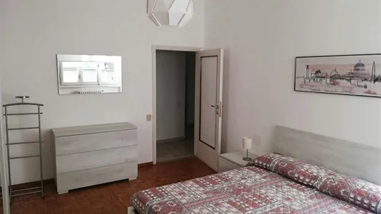 Rooms in Florence - photo 1
