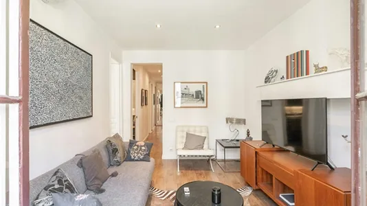 Apartments in Barcelona Eixample - photo 5