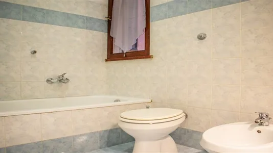Rooms in Roma Municipio II – Parioli/Nomentano - photo 10