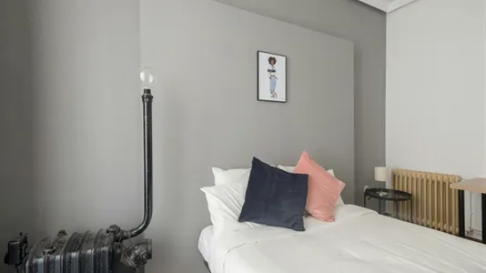 Rooms in Madrid Centro - photo 5