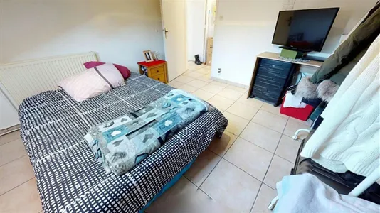 Rooms in Lyon - photo 2