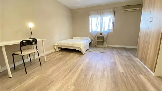 Rooms in Fuenlabrada - photo 1