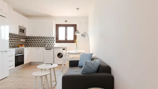 Apartments in Barcelona Ciutat Vella - photo 4