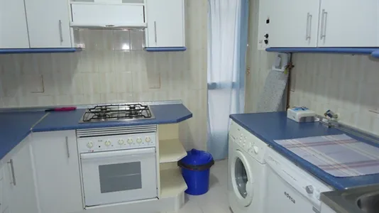 Rooms in Córdoba - photo 5