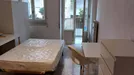 Room for rent, Roma Municipio VIII – Appia Antica, Rome, &lt;span class=&quot;blurred street&quot; onclick=&quot;ProcessAdRequest(9818335)&quot;&gt;&lt;span class=&quot;hint&quot;&gt;See streetname&lt;/span&gt;[xxxxxxxxxxxxx]&lt;/span&gt;