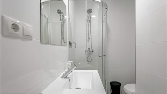 Rooms in Madrid Usera - photo 9