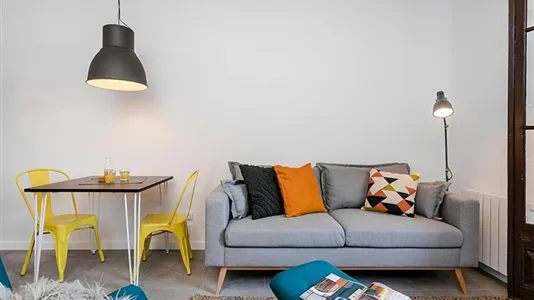 Apartments in Barcelona Eixample - photo 6