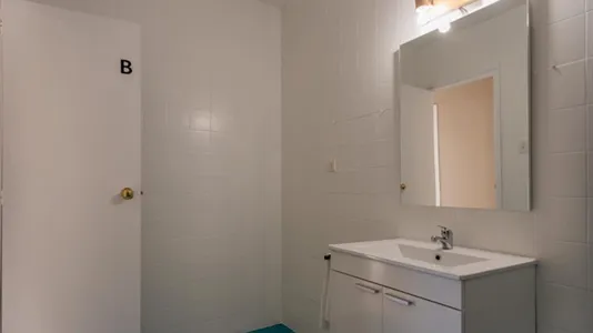 Rooms in el Camí de Vera - photo 9