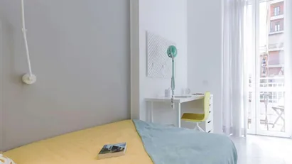 Room for rent in Milano Zona 5 - Vigentino, Chiaravalle, Gratosoglio, Milan