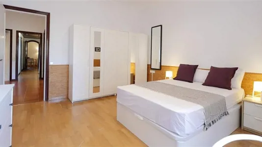 Rooms in Barcelona Les Corts - photo 2