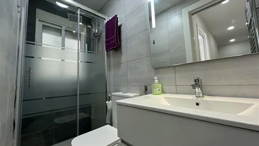 Rooms in Zaragoza - photo 4