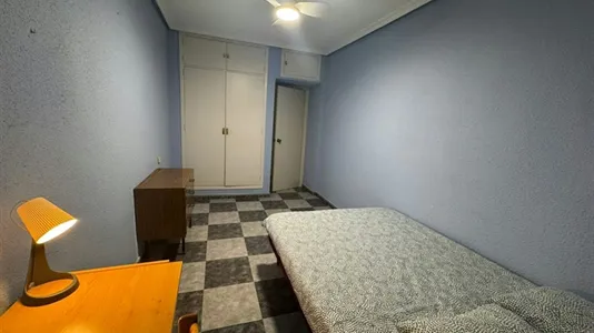 Rooms in Las Barranquillas - photo 4