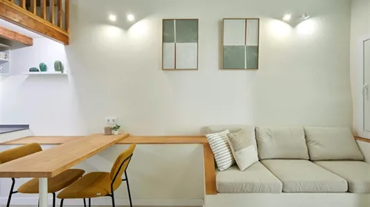 Apartments in Barcelona Ciutat Vella - photo 3