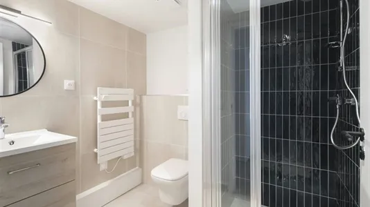 Rooms in Paris 15ème arrondissement - photo 7