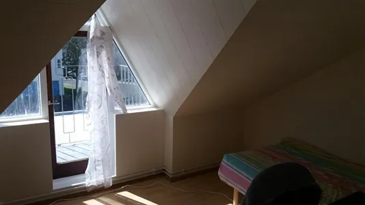 Rooms in Reykjavík Hlíðar - photo 2