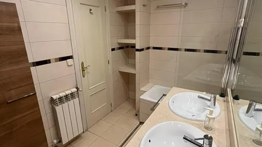 Rooms in Madrid Fuencarral-El Pardo - photo 10