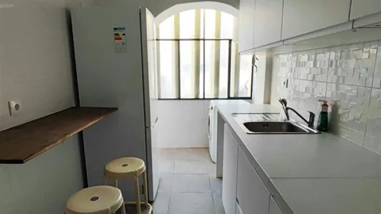 Rooms in Almada - photo 10