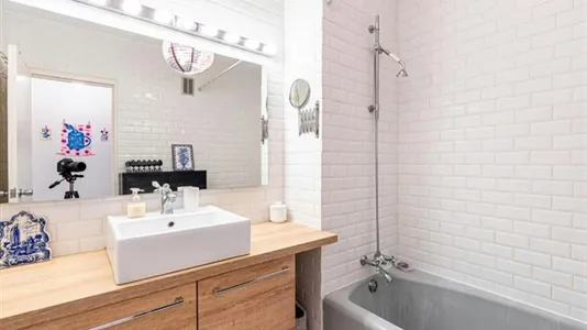 Apartments in Paris 20ème arrondissement - photo 5