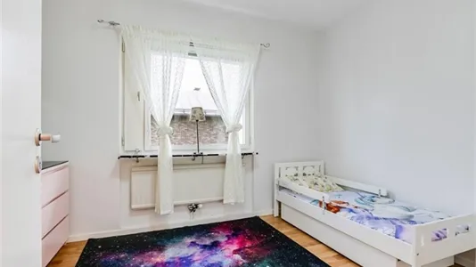 Apartments in Botkyrka - photo 5