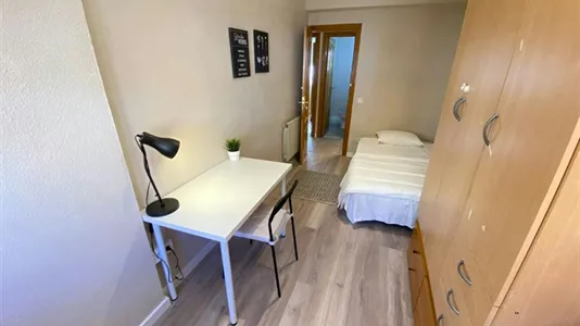 Rooms in Fuenlabrada - photo 2