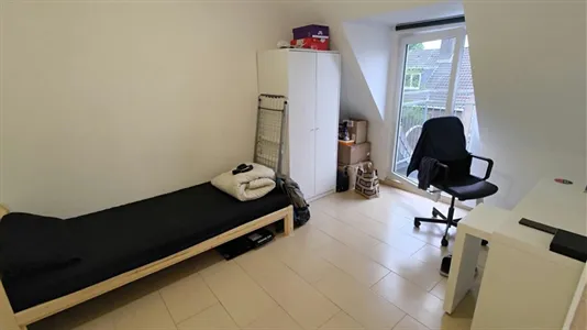 Rooms in Cologne Mülheim - photo 3