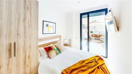 Rooms in Barcelona Sants-Montjuïc - photo 10