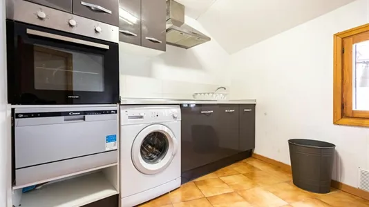 Rooms in Madrid Centro - photo 7